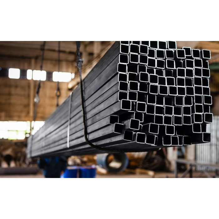 Труба профильная квадратная 300х300х10 мм